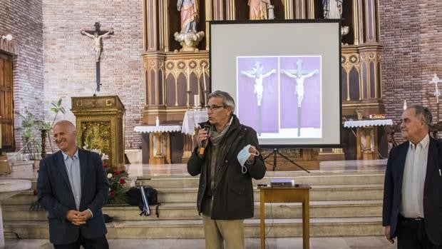 Guardo (Palencia) recibe su cristo crucificado, tras su restauración