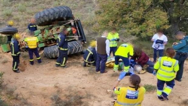 Un fallecido tras volcar el tractor que conducía y quedar atrapado bajo las ruedas en Villarta (Cuenca)