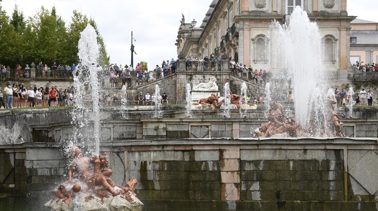 Encendido de las Fuentes Monumentales de La Granja