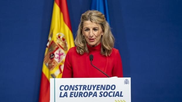 La vicepresidenta Díaz crece y Unidas Podemos cae en picado mientras su proyecto dormita