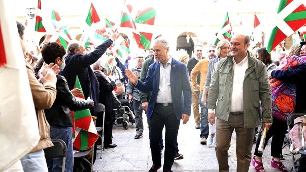 El PNV utiliza el ‘Aberri Eguna’ para equiparar la situación del País Vasco con Ucrania y el Sahara