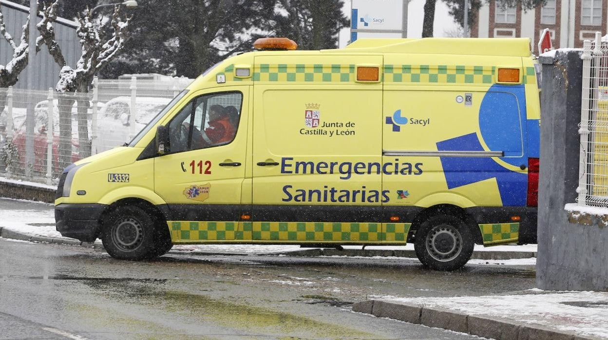 Fallece un hombre en Ávila tras despeñarse el vehículo en el que viajaba