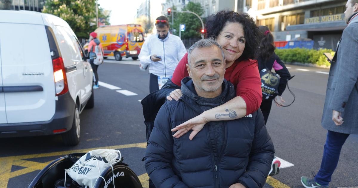 Joaquín García, en su silla de ruedas adaptada, antes de tomar la salida