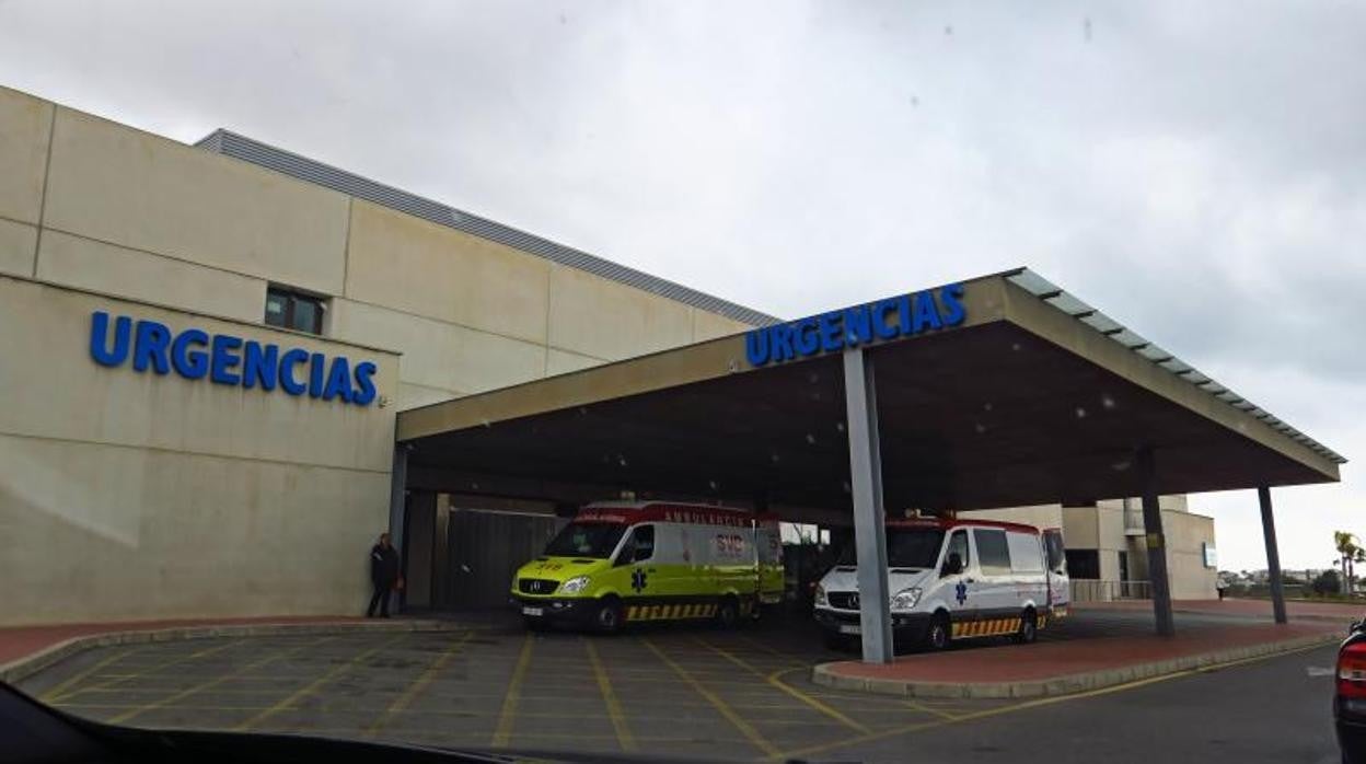 Entrada de Urgencias del Hospital de Torrevieja