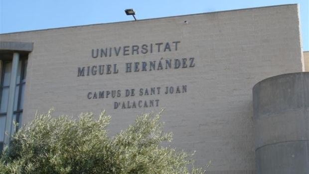 Ximo Puig abre una guerra entre las universidades de Elche y Alicante al duplicar la Facultad de Medicina