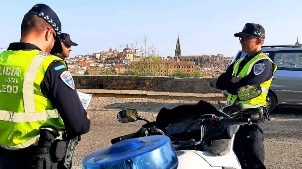 Agentes de la Policía local que participaron en el dispositivo de seguridad de la romería del Valle