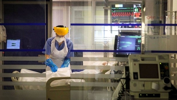 Los contagios se disparan en el País Vasco mientras las UCI se vacían