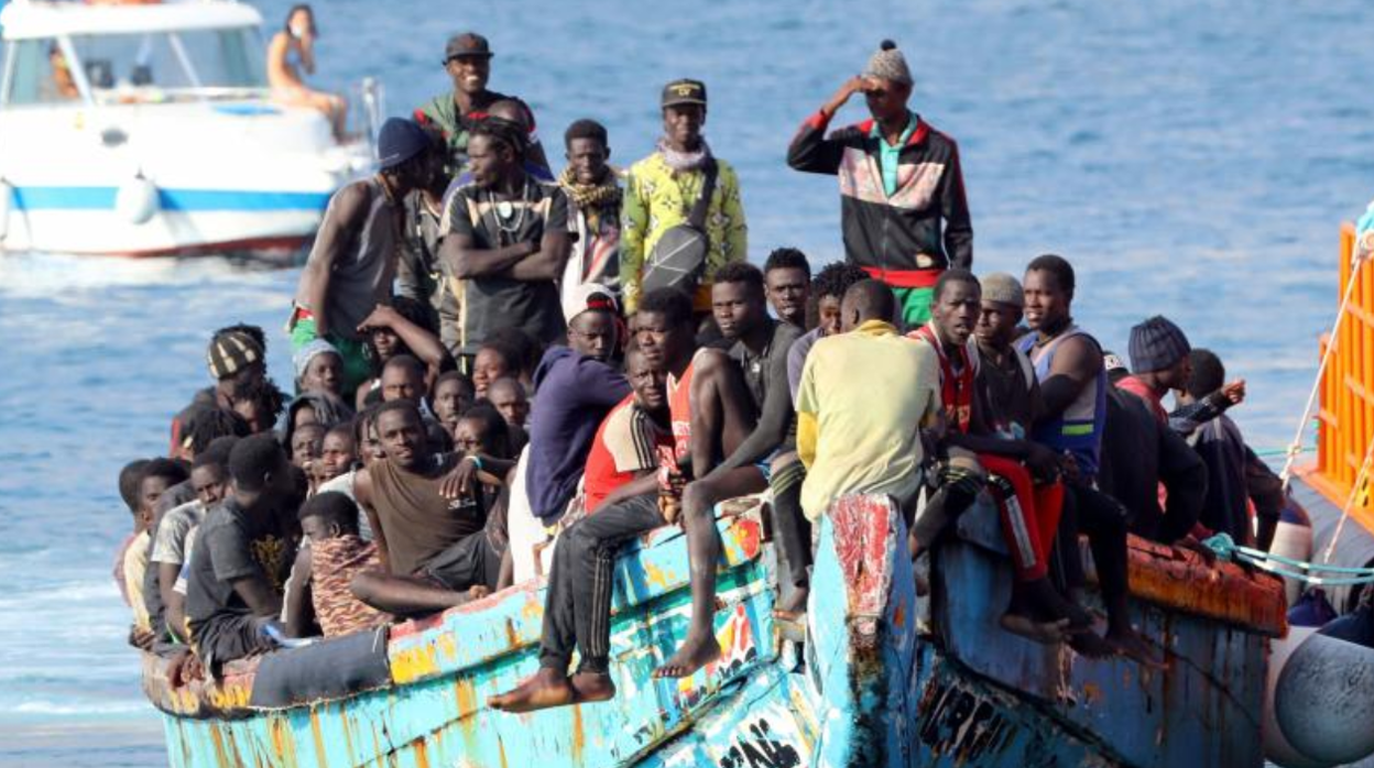 Cayuco con 200 personas rescatado cerca de Gran Canaria el pasado octubre