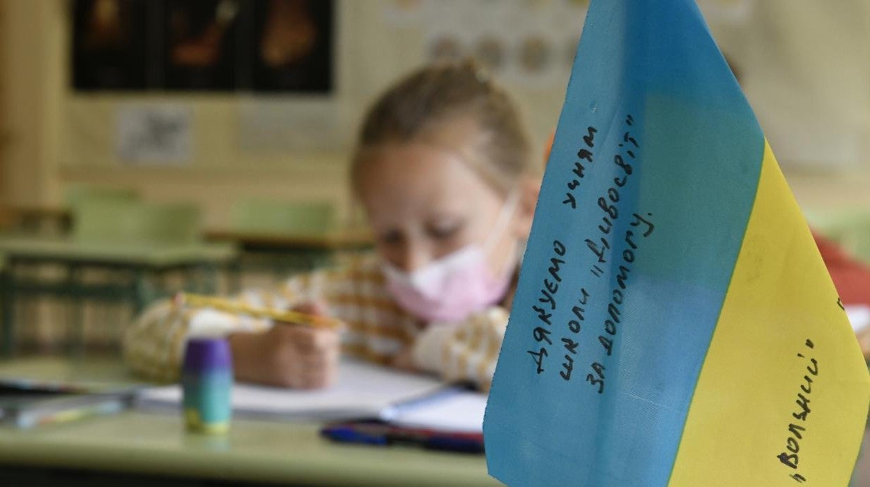 Una niña ucraniana, escolarizada en un colegio español