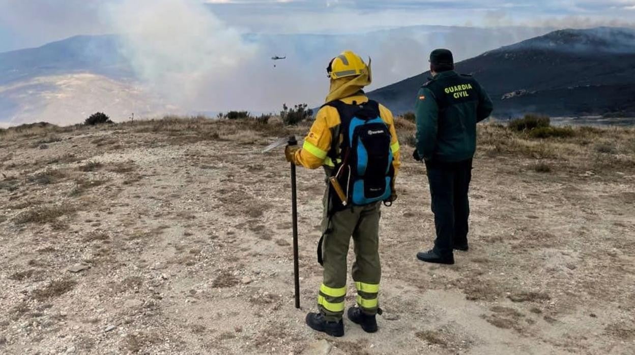 Fotografía de archivo de un incendio en Lubián, Zamora