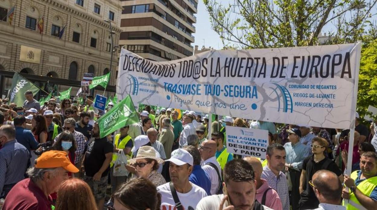 Imagen tomada durante la manifestación de agricultores en Alicante