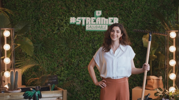 Adiós a los influencers que anuncian comida basura: Planeta Huerto busca un «streamer saludable»