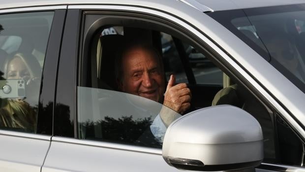 Don Juan Carlos retorna a España por Vigo, la ciudad por donde salió