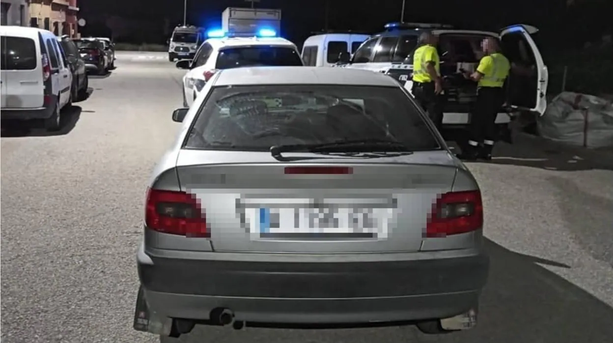 Imagen del vehículo que se dio a la fuga en Monforte del Cid (Alicante)
