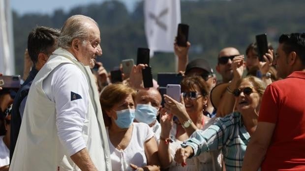 Don Juan Carlos, tras su día en las regatas: «Muy contento»