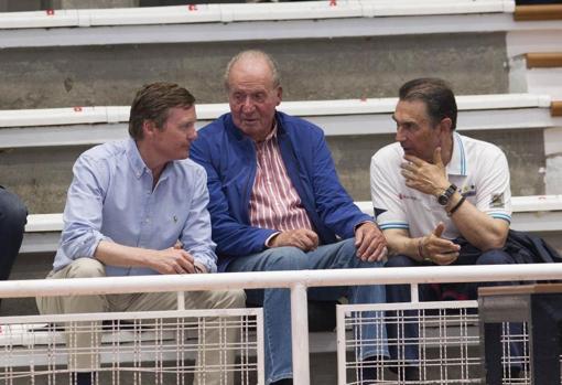 Don Juan Carlos, el sábado en Pontevedra donde acudió a ver a su nieto Pablo Urdangarín jugar un partido de balonmano