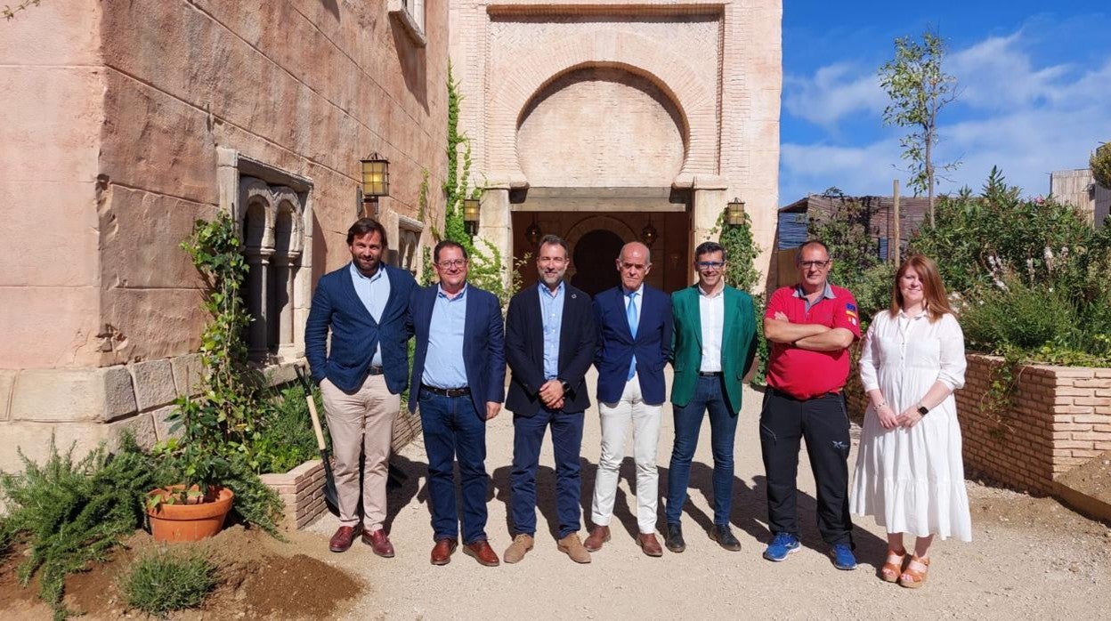 Puy du Fou España y la Real Fundación de Toledo han formalizado este martes por la mañana un convenio de colaboración