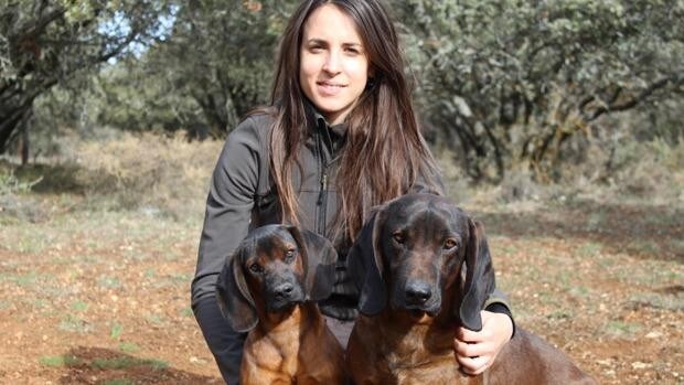Lorena Martínez, la española que ha roto a 'balazos' el techo de cristal en la caza al presidir una Federación