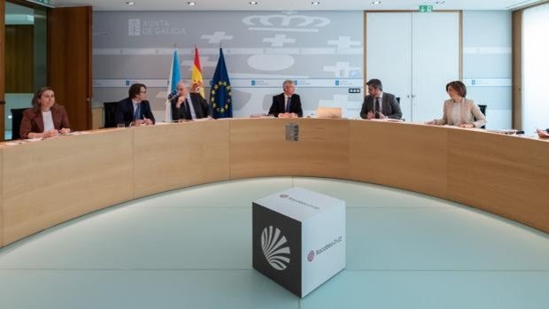 La Xunta da luz verde a más de 10.000 plazas en ofertas de empleo público para reducir temporalidad