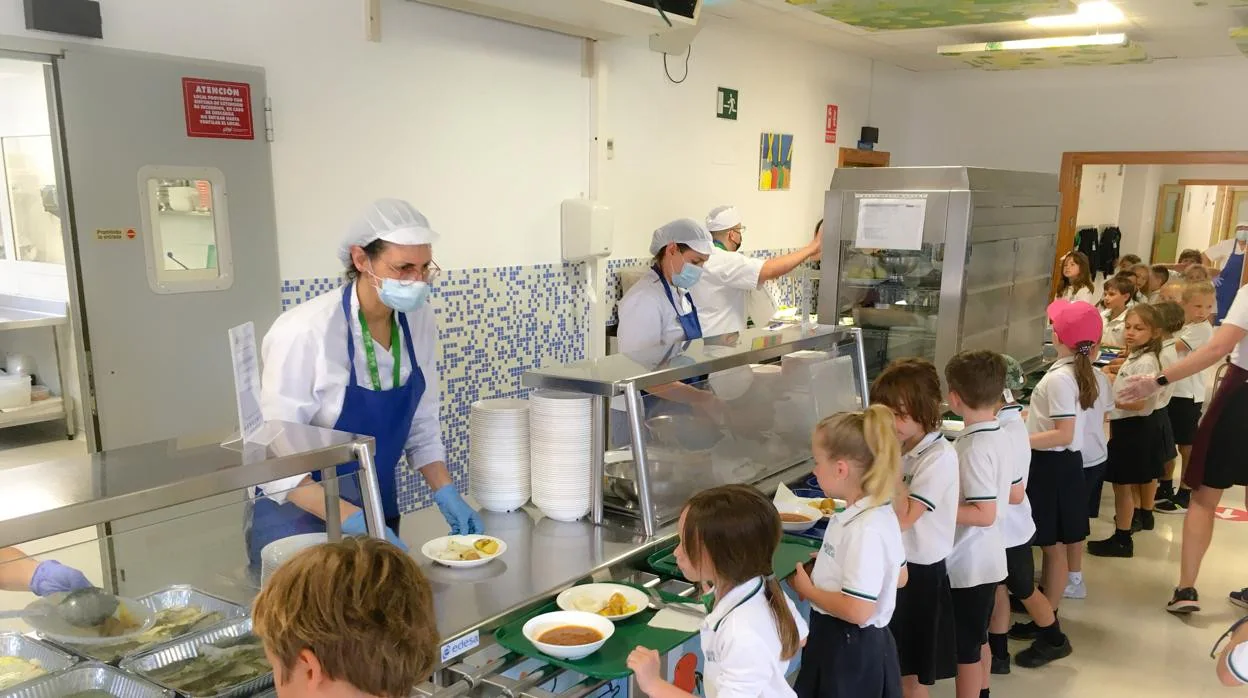 El menú vegetariano gana peso en los comedores escolares de Alicante por la demanda de las familias y los propios alumnos