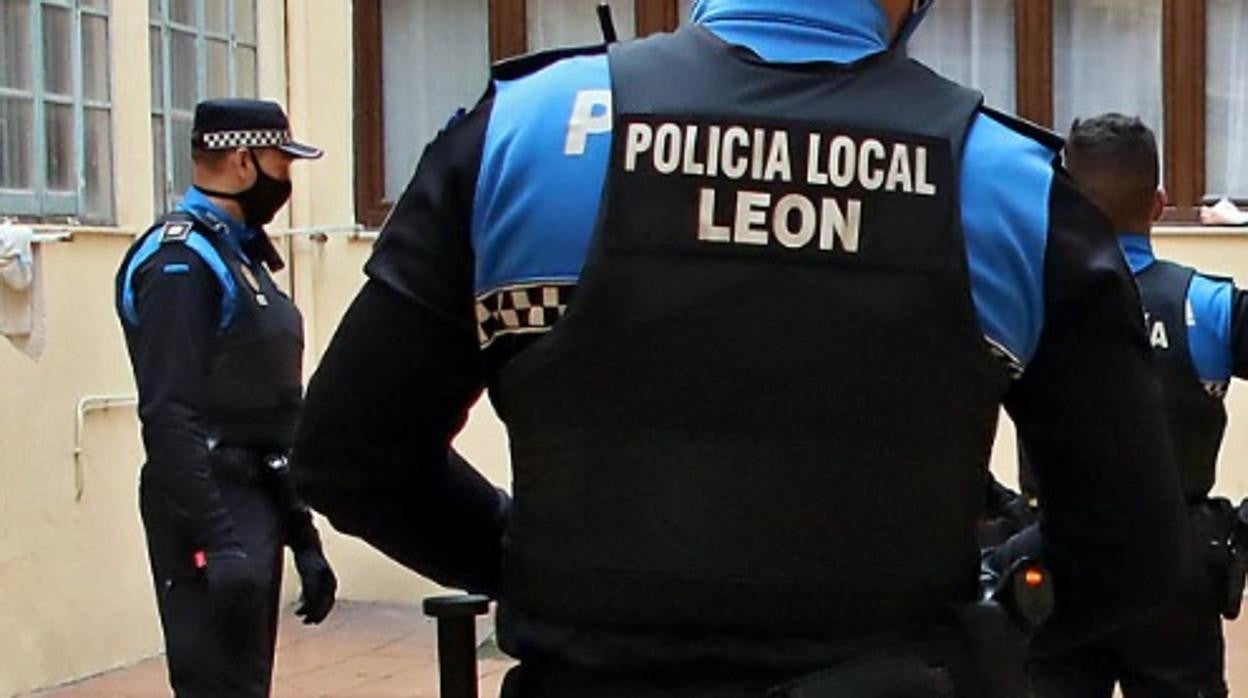 La Policía Local de León desalojó a varias personas que habían intentado okupar una vivienda