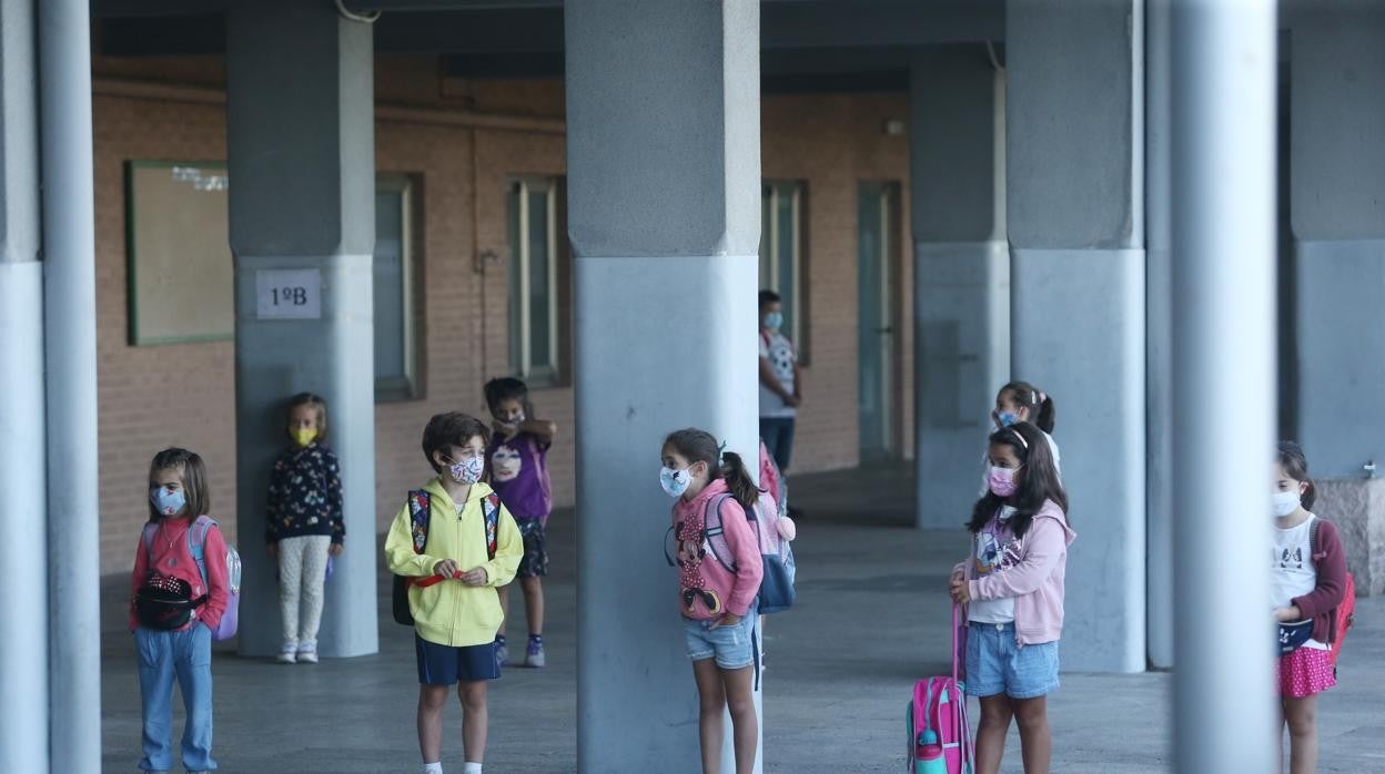 Inicio de curso en un centro de Primaria de la capital gallega