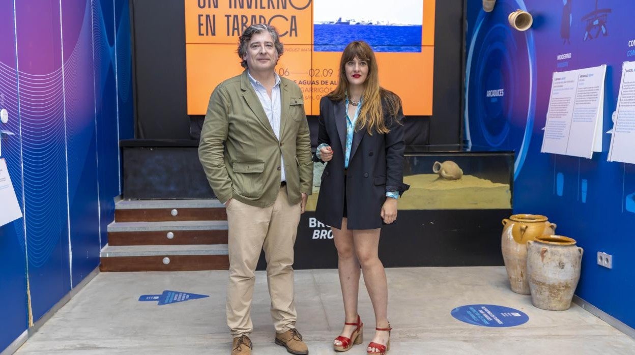 Martín Sanz y Aurora Domínguez en la inauguración de la exposición