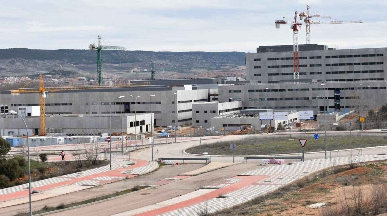 Las obras del hospital ya están ejecutadas en más del 70 por ciento