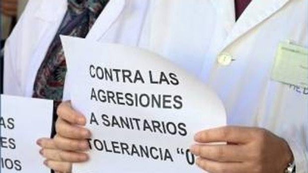 Castilla-La Mancha registró 560 agresiones a sanitarios en 2021, la mayoría verbales