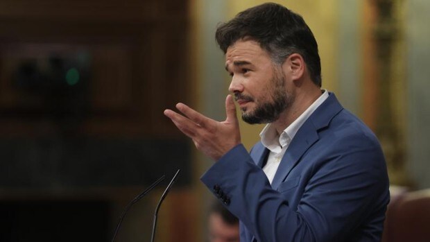 Rufián dispara la tensión entre el independentismo al llamar «tarado» a Puigdemont
