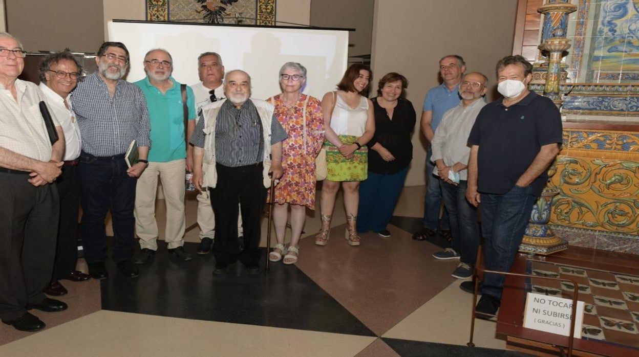 Los poetas participantes en el homenaje a Joaquín Benito de Lucas y Pedro Tenorio