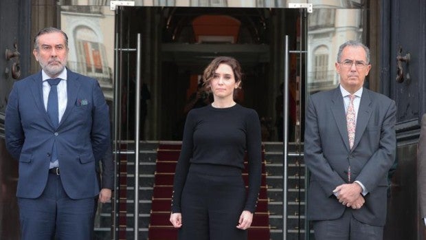 Ayuso arrincona a Enrique López meses después de la crisis con Casado