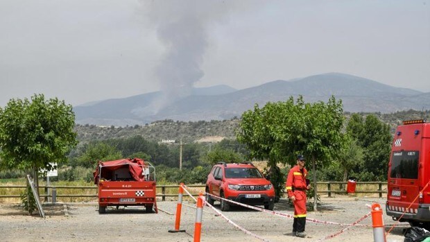 Estabilizados dos de los grandes incendios de Cataluña