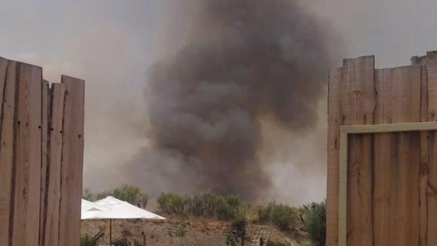 El incendio que obligó a desalojar el parque de ocio Puy du Fou en Toledo no reviste riesgo para la población