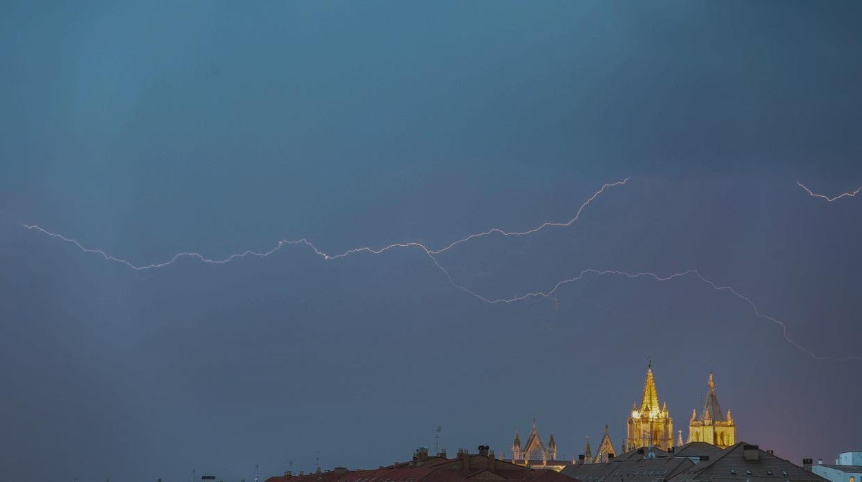 Imagen de archivo de una tormenta reciente en la comunidad