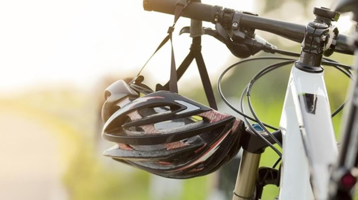 Fallece un hombre de 60 años tras golpearse con una señal durante una prueba ciclista en Palencia