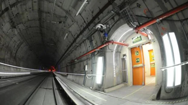 El túnel que lleva el AVE de Atocha a Chamartín abrirá el 1 de julio, y conectará las líneas del norte y el sur