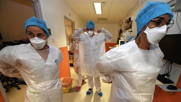 Los hospitalizados por covid en Castilla-La Mancha se han multiplicado por cuatro desde el final de las mascarillas