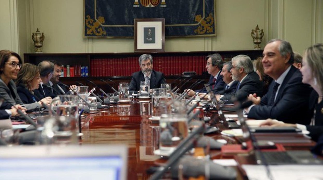 Pleno del CGPJ presidido por Carlos Lesmes