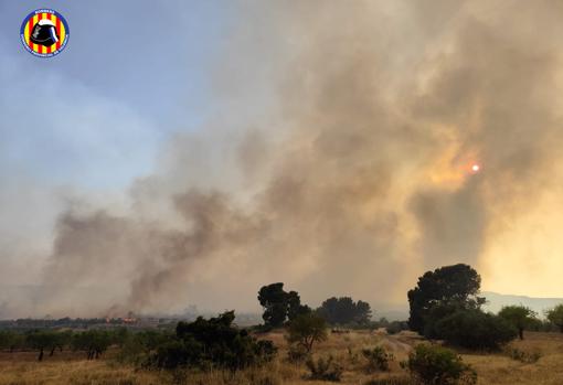 Incendio en Venta del Moro: la Generalitat Valenciana pide la intervención de la UME en la zona