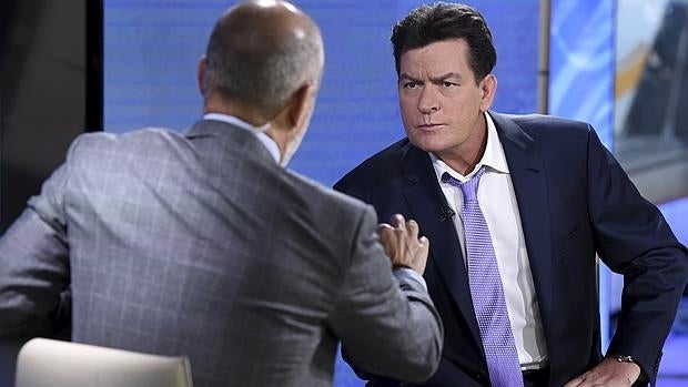 Charlie Sheen pone a la venta sus mansiones de Beverly Hills