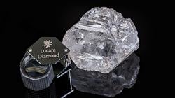 Hallan en Botswana el diamante más grande del siglo, tiene 1111 quilates