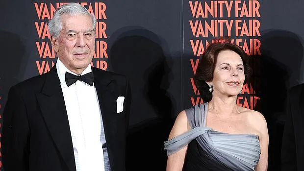 El escritor Mario Vargas Llosa y su mujer, Patricia Llosa, en 2011