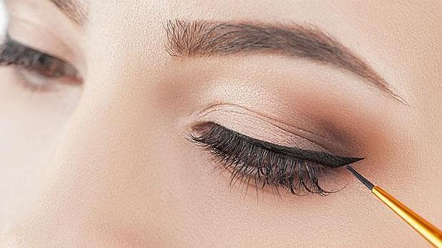 Trucos para aplicar el eyeliner correctamente