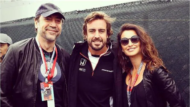 Javier Bardem, Fernando Alonso y Penélope Cruz