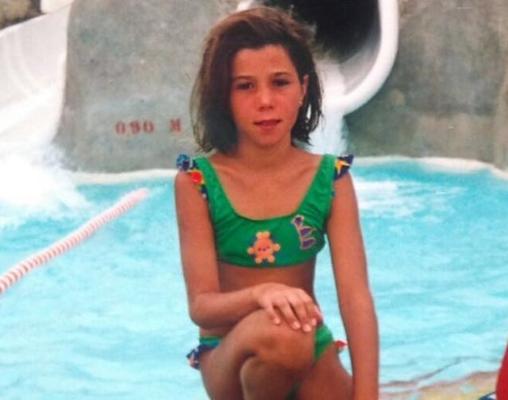 Natalia comparte con ABC una tierna imagen de su infancia donde disfrutaba del verano con sus primos