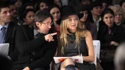 En el front-row de un desfile de moda