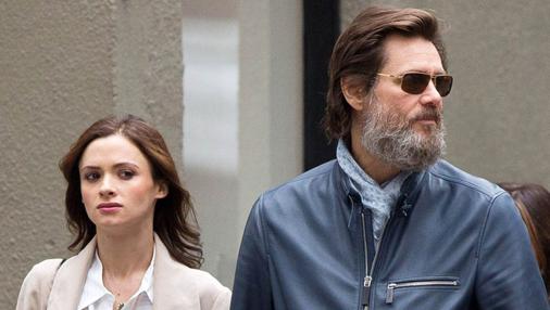 Jim Carrey junto a su ex pareja Cathriona White