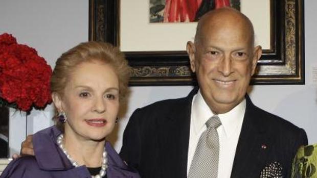 Carolina Herrera junto a Oscar de la Renta