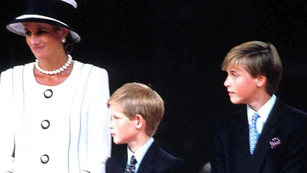 Los hijos de la Princesa Diana quieren recordarla con una estatua
